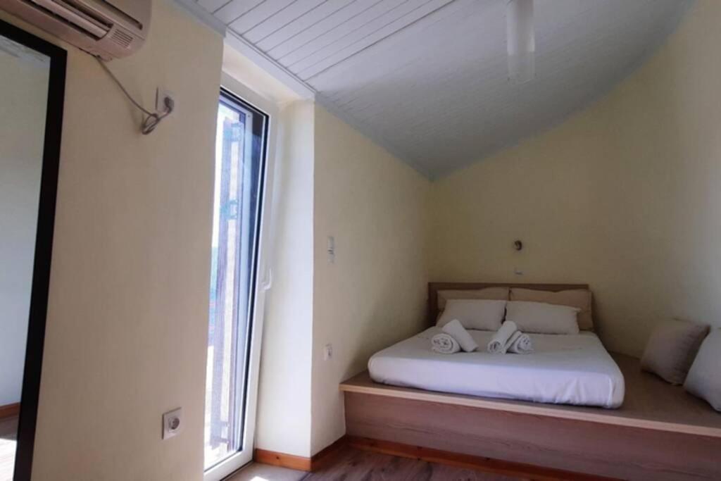 Manto Apartments Lefkada Evgiros 外观 照片
