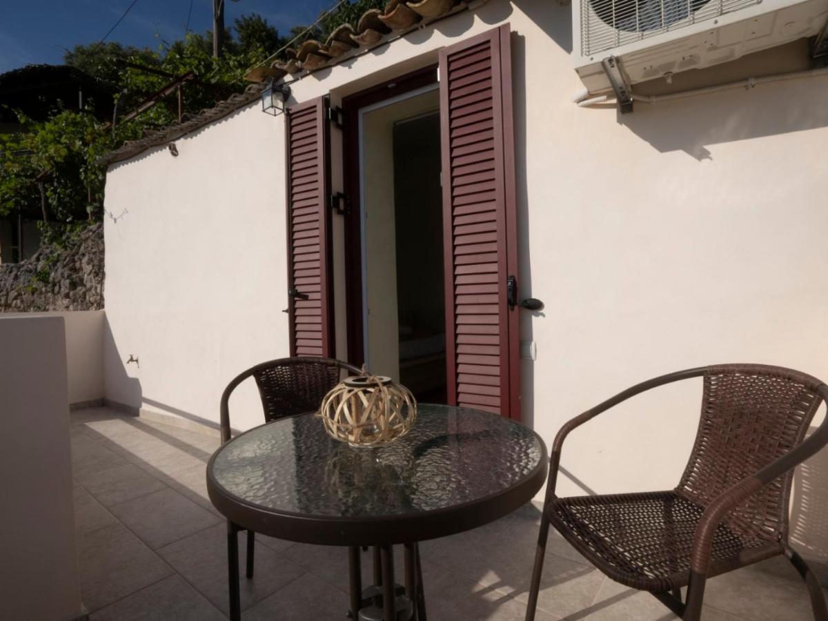 Manto Apartments Lefkada Evgiros 外观 照片